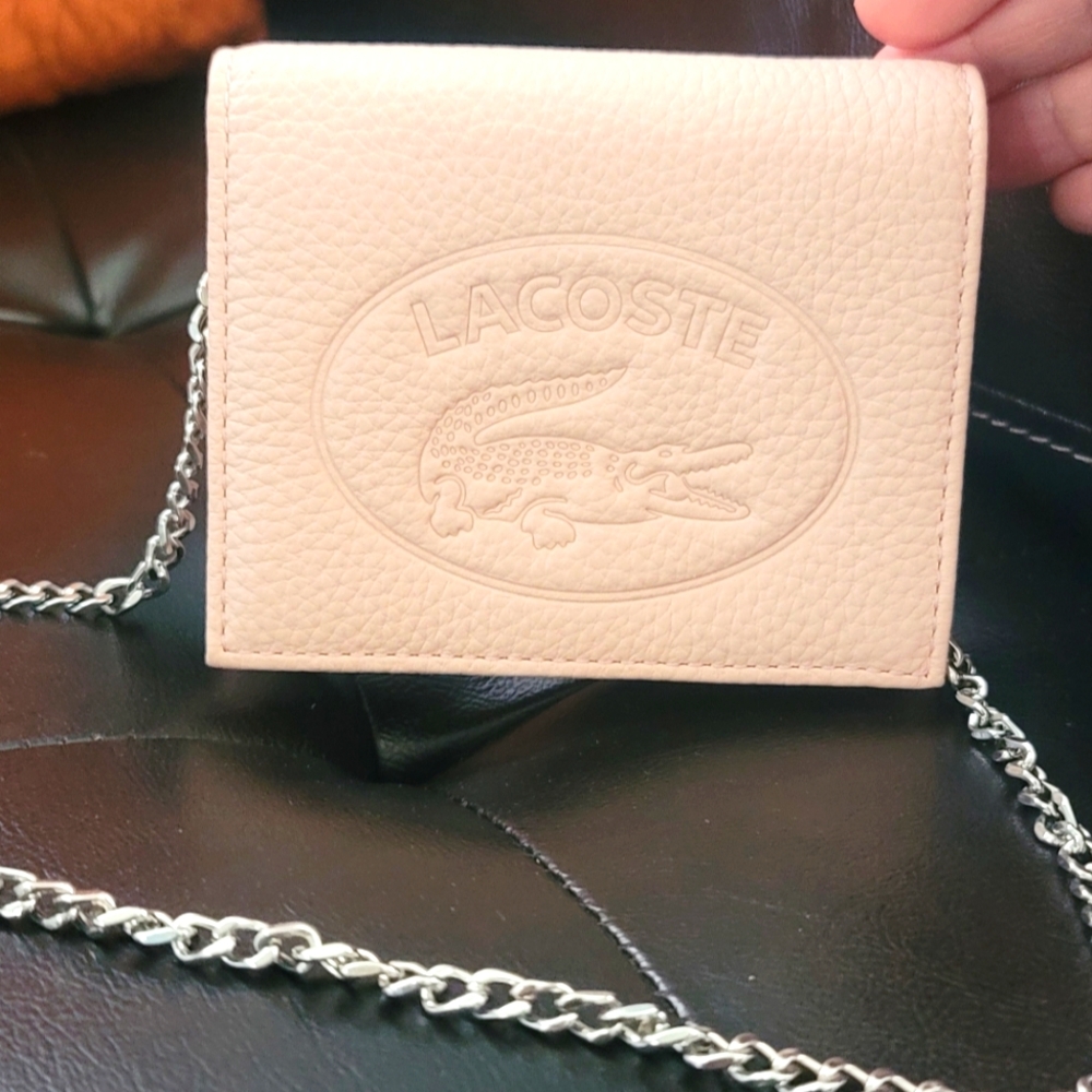 Lacoste chain on wallet